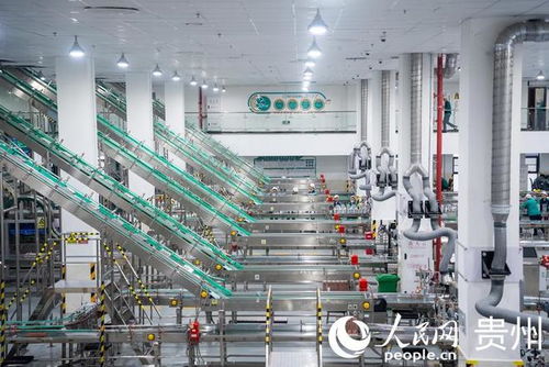 行進(jìn)中國 老廠區(qū)奏響數(shù)字新曲